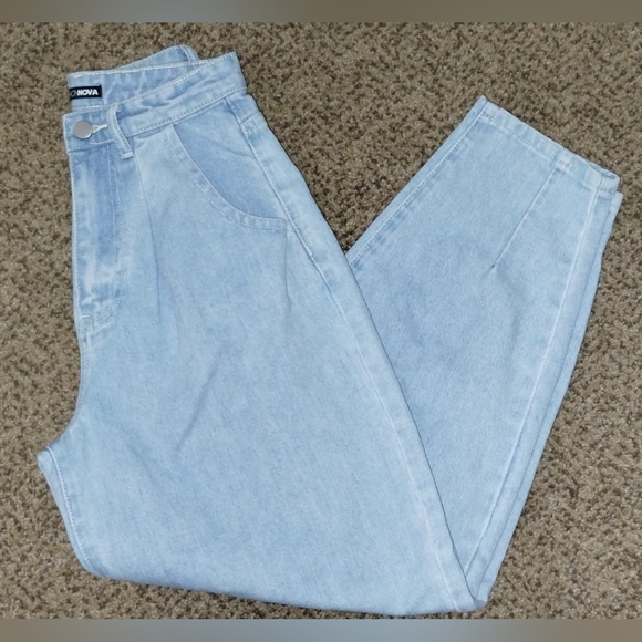 Fashion Nova Size X- Small 80s/90s Style Denim Jeans in New Condition. - Picture 3 of 5